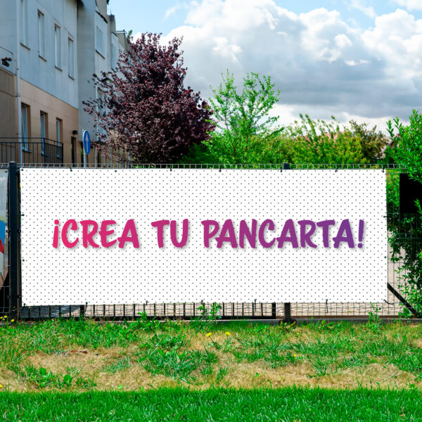 Pancarta colocada en un valla.